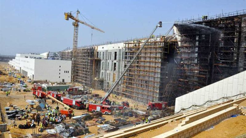 رئيس الهيئة الهندسيةووزير