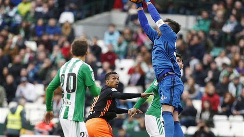 تعادل فالنسيا وإيبار