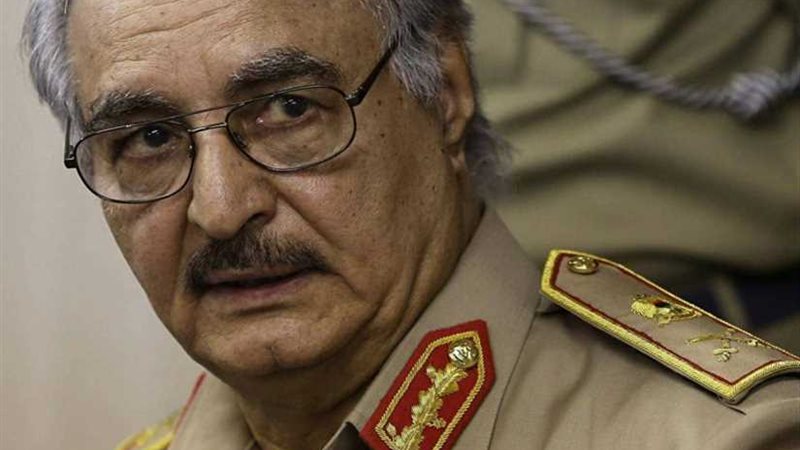 حفتر يربك الخصوم