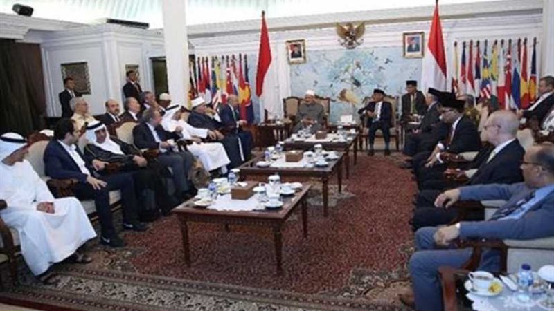 شيخ الأزهر يصل إندونيسيا