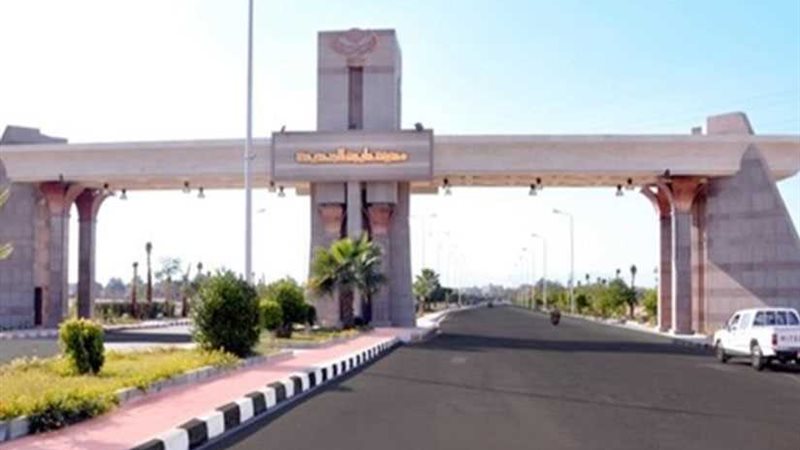 الإسكان: بيع 13 محلًا