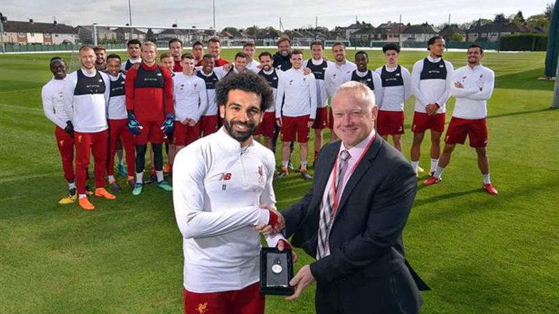 «صلاح» : جائزة جديدة