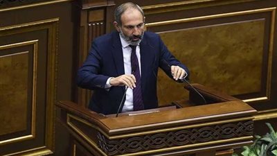 زعيم المعارضة الأرمينية يفشل في الحصول على دعم برلماني لتولي رئاسة الوزراء