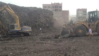 رفع 80 ألف متر قمامة من مقلب القطاوي تمهيدا لإنشاء محطة وسيطة بشبرا الخيمة