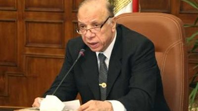 محافظ القاهرة يطالب بخطة لتكامل وسائل المواصلات