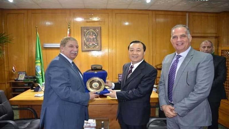 باريس الصغرى تجذب