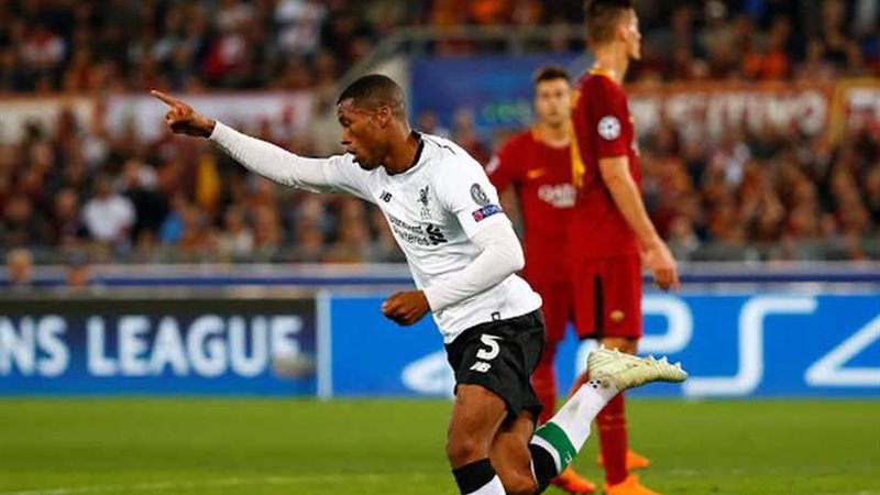 برأسية «فينالدوم»..