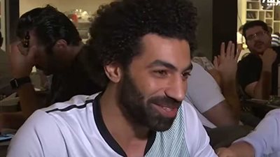 محمد صلاح لشبيهه: 