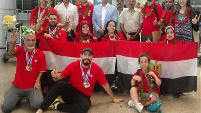 التهامي ونائبه يستقبلان بعثة ذوي الاحتياجات الخاصة للريشة الطائرة