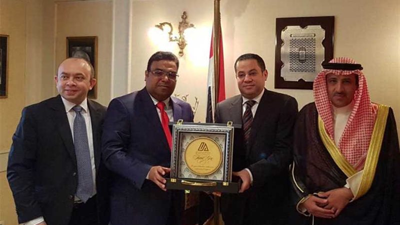 بدوي يستقبل وفد الاقتصادي