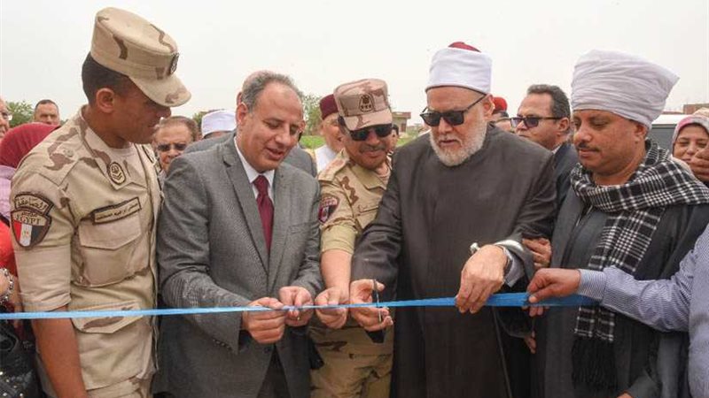 بالصور.. افتتاح المجمع