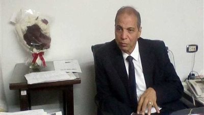 وكيل وزارة التعليم بالمنيا يجتمع برؤساء لجان الشهادة الإعدادية ببني مزار