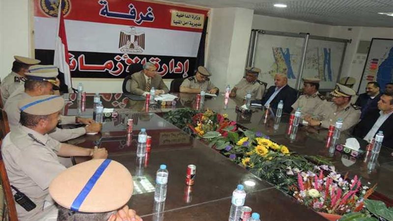 مدير أمن المنيا يراجع