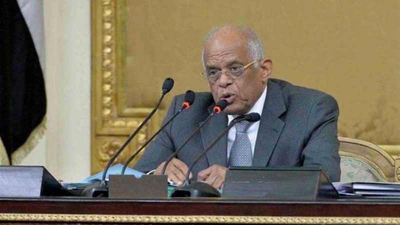 رئيس البرلمان ينتقد