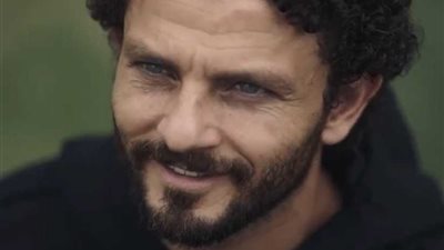 شاهد.. أغنية اعتزال حسام غالي