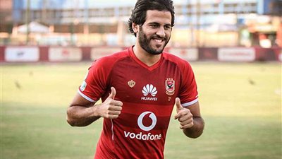 مروان محسن يقود تشكيل الأهلي لودية أياكس