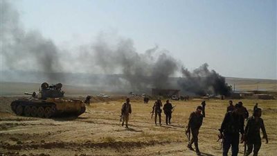 فيديو.. تفجير مقر قوات سوريا الديمقراطية الموالية لأمريكا