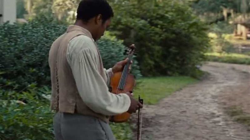 التهمة .. عازف كمان