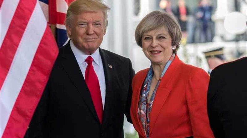 ماي تتفق هاتفيا مع