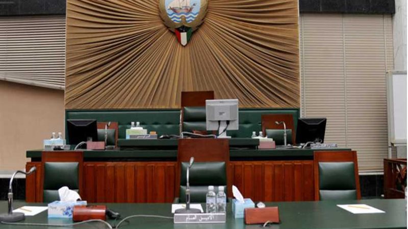 فتح أبواب الاقتراع