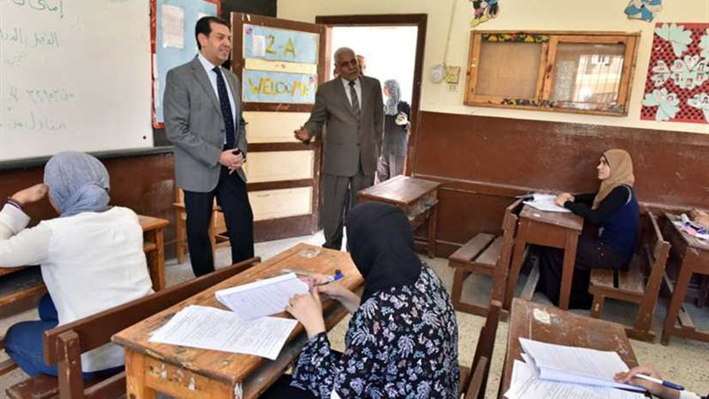 محافظ أسيوط يتفقد