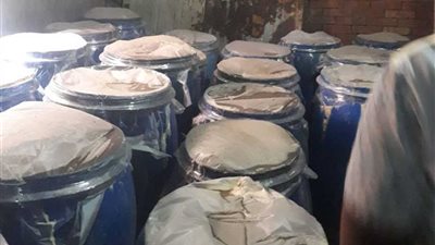 غلق معملين للمخللات بمركز أجا