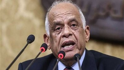 رئيس النواب يحذر من توقيعات المجاملة دون قراءتها