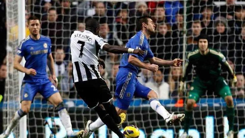 تشيلسي يسقط بالثلاثة