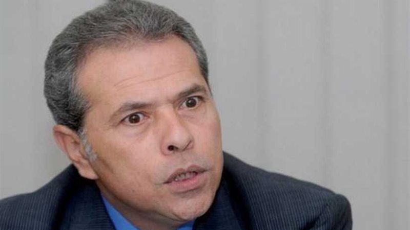 القبض على عكاشة وترحيله