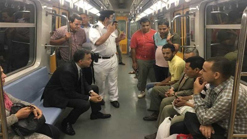 وزير النقل يطالب