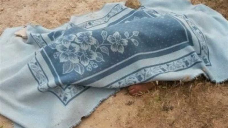 مصرع طفل سقط أثناء