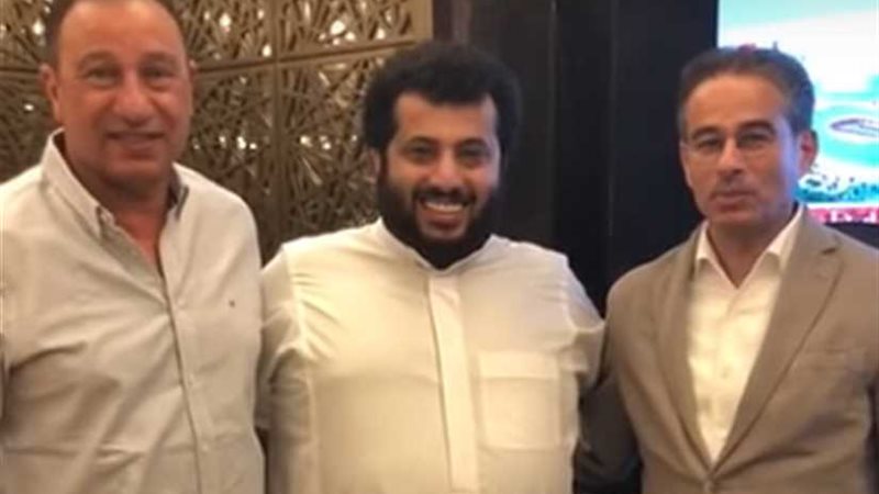 الخطيب وتركي آل الشيخ