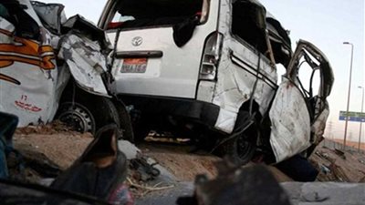 مصرع وإصابة 20 شخصًا في حادث تصادم بالبحيرة