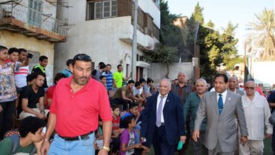 محافظ الغربية يفتتح الدورة الرمضانية لكرة القدم بمجمع الشروق