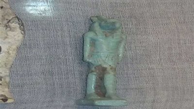 مباحث آثار المنيا تحبط بيع ٢٢ قطعة أثرية بالغة الندرة