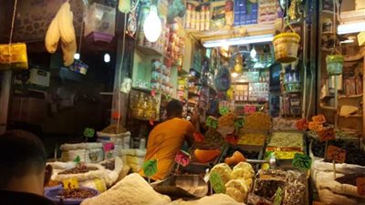 شوارع ومنازل البحاروة أشكال وألوان فى رمضان