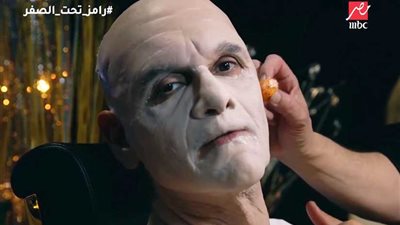 شاهد.. مراحل تحول رامز جلال إلى هيكتور كوبر