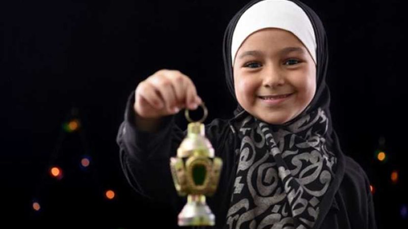 كيف نعود أطفالنا