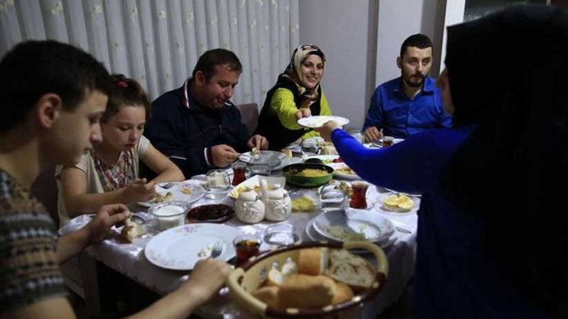 إتيكيت العزومات في