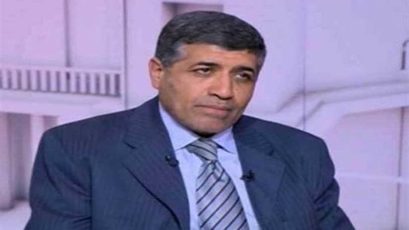 برلماني يطالب بعقد