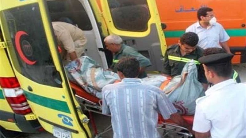 مصرع 5 أشخاص في انقلاب