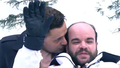 رد فعل محمد عبد الرحمن بعد اكتشاف مقلب رامز جلال.. فيديو