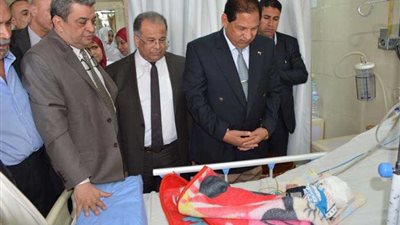 محافظ الغربية يزور الطفل زياد بعد معجزة إخراج 