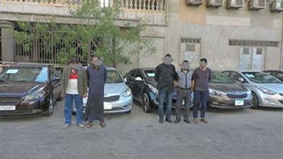 ضبط أكبر عصابة لسرقة السيارات بالإسكندرية.. صور