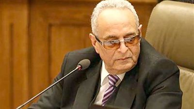 أبو شقة يفتتح الدورة الرمضانية للوفد بالجيزة