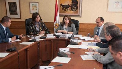 غادة والي ووزيرة الهجرة يبحثان إقامة جمعية للمهاجرين بالخارج