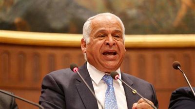 فرج عامر يطالب رئيس الوزراء بالكشف عن استعدادات الحكومة لكأس العالم