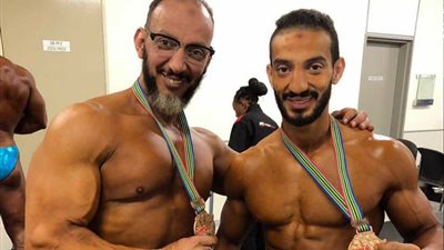 مصري ونجله يفوزان بـ