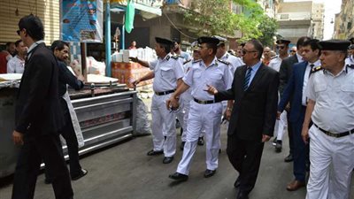 مدير أمن الإسكندرية يقوم بجولة مفاجئة في الأسواق