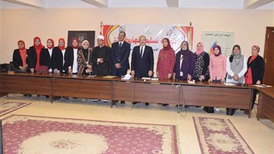 50 شهادة أمان لسيدات معيلات وأرامل ومعاقات ببنى سويف